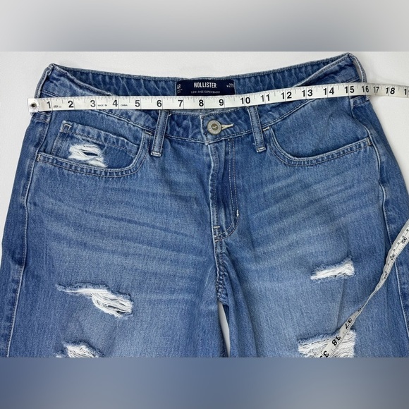 Hollister Low Rise Super Baggy Distressed Jeans Womens Size 4 - Picture 5 of 10